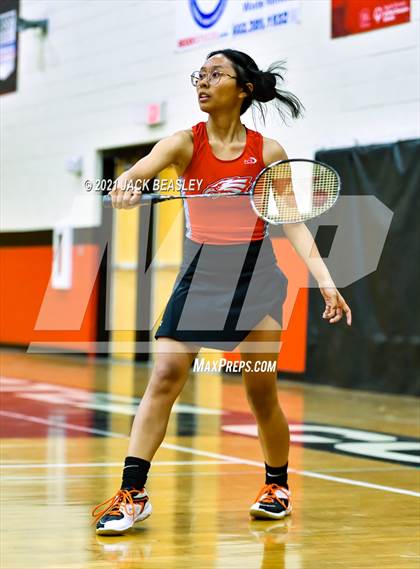 Thumbnail 3 in AIA D2 Badminton Championship photogallery.