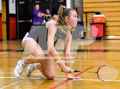 Thumbnail 3 in AIA D2 Badminton Championship photogallery.