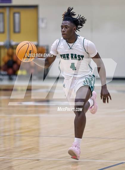 Thumbnail 3 in Butler vs Eastside (Big South Shootout) photogallery.