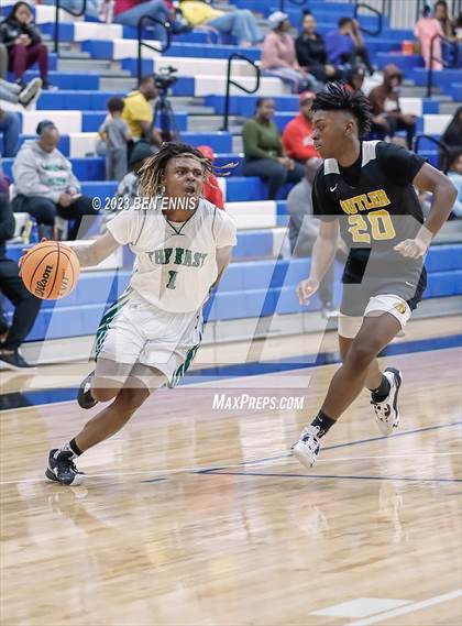 Thumbnail 1 in Butler vs Eastside (Big South Shootout) photogallery.