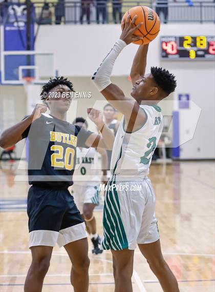 Thumbnail 3 in Butler vs Eastside (Big South Shootout) photogallery.