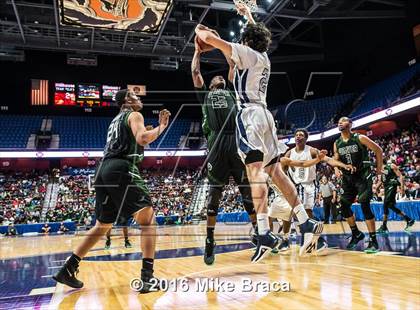 Thumbnail 2 in Weaver vs. Hillhouse (CIAC Class LL Final) photogallery.