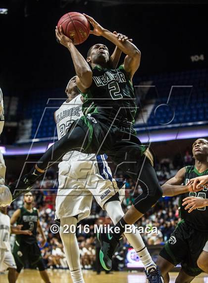 Thumbnail 3 in Weaver vs. Hillhouse (CIAC Class LL Final) photogallery.