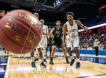 Thumbnail 3 in Weaver vs. Hillhouse (CIAC Class LL Final) photogallery.