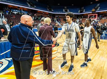 Thumbnail 3 in Weaver vs. Hillhouse (CIAC Class LL Final) photogallery.