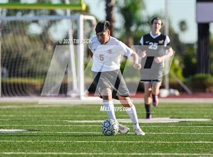 Thumbnail 2 in Esperanza @ El Modena photogallery.