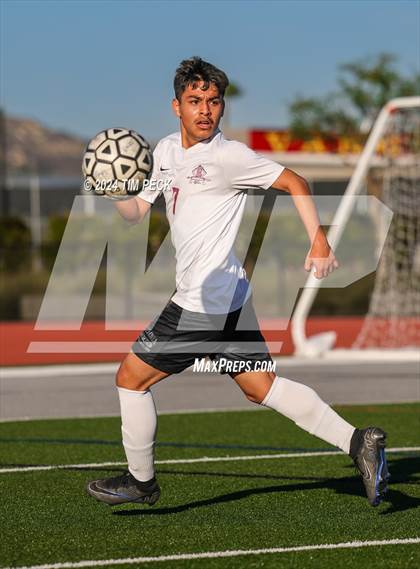 Thumbnail 1 in Esperanza @ El Modena photogallery.