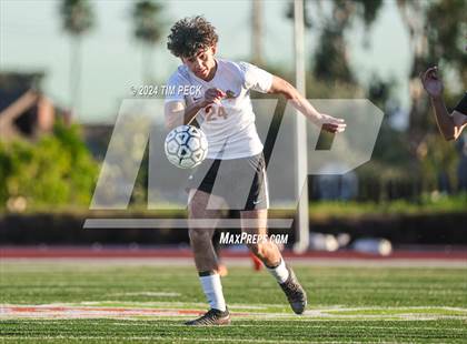 Thumbnail 1 in Esperanza @ El Modena photogallery.