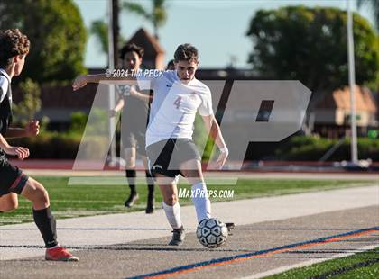Thumbnail 1 in Esperanza @ El Modena photogallery.