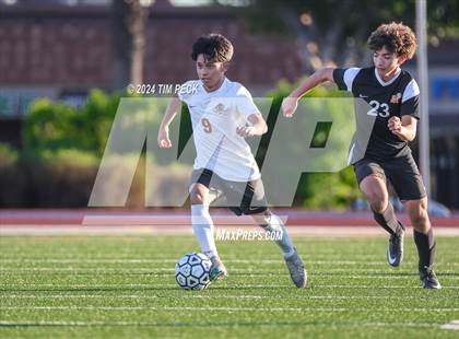 Thumbnail 2 in Esperanza @ El Modena photogallery.