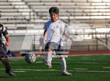 Thumbnail 2 in Esperanza @ El Modena photogallery.