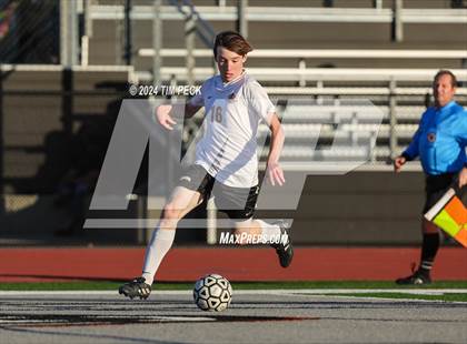 Thumbnail 2 in Esperanza @ El Modena photogallery.