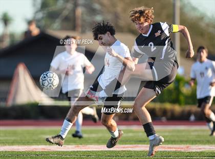 Thumbnail 2 in Esperanza @ El Modena photogallery.