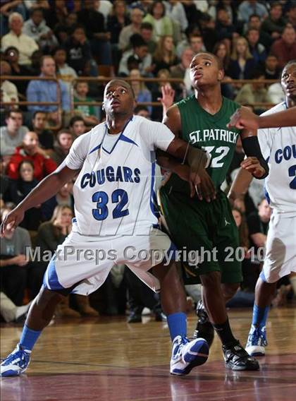 Thumbnail 1 in Newark Memorial vs. St. Patrick (MaxPreps Holiday Classic National Final) photogallery.
