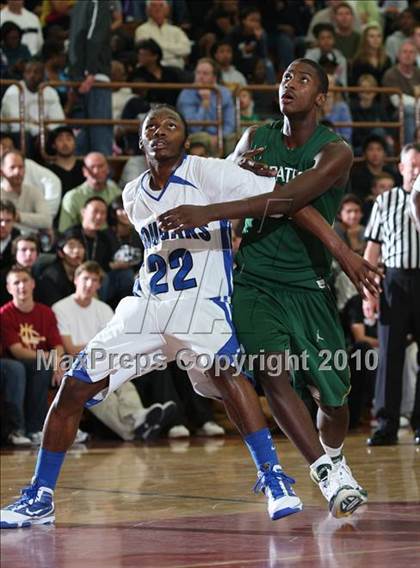 Thumbnail 3 in Newark Memorial vs. St. Patrick (MaxPreps Holiday Classic National Final) photogallery.