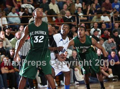 Thumbnail 3 in Newark Memorial vs. St. Patrick (MaxPreps Holiday Classic National Final) photogallery.