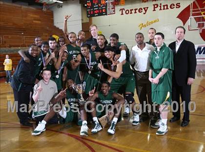 Thumbnail 3 in Newark Memorial vs. St. Patrick (MaxPreps Holiday Classic National Final) photogallery.
