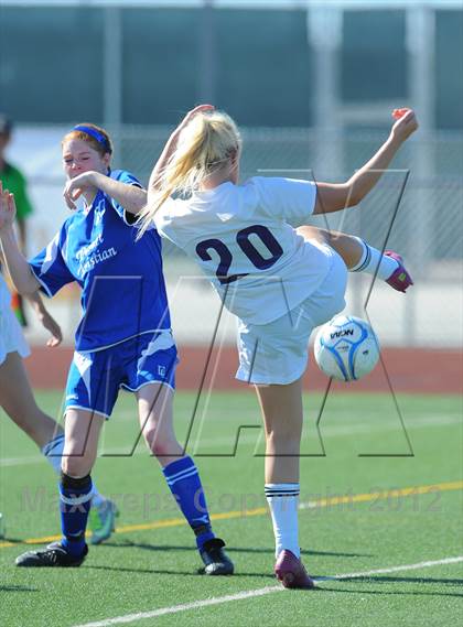 Thumbnail 2 in Desert Christian vs. Blue Ridge (AIA D4 Final) photogallery.