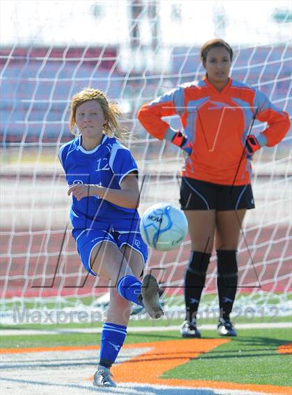 Thumbnail 2 in Desert Christian vs. Blue Ridge (AIA D4 Final) photogallery.