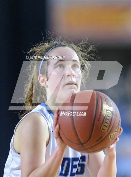 Thumbnail 1 in Bethel vs. Gig Harbor (WIAA 3A Quarter Final)  photogallery.