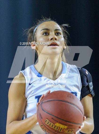 Thumbnail 1 in Bethel vs. Gig Harbor (WIAA 3A Quarter Final)  photogallery.