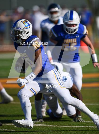 Thumbnail 3 in Valley Christian @ Serra photogallery.