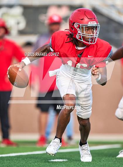 Thumbnail 2 in North Shore (Inter-squad Scrimmage) photogallery.