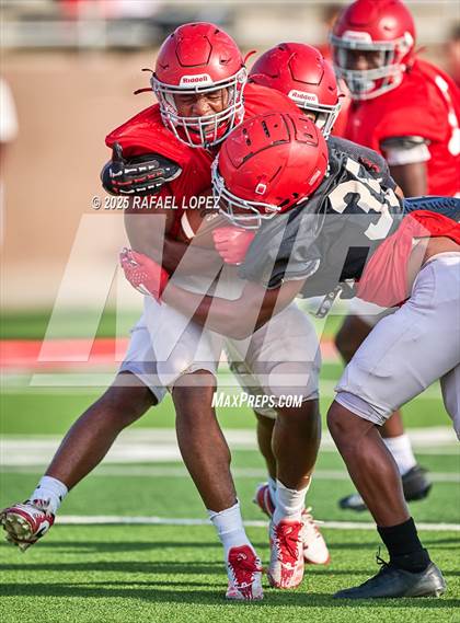 Thumbnail 2 in North Shore (Inter-squad Scrimmage) photogallery.