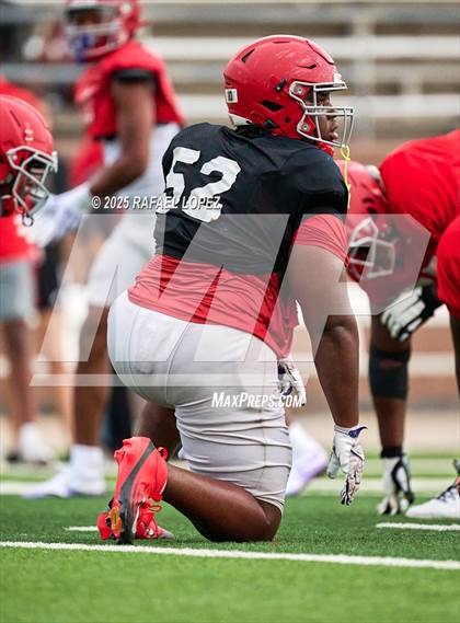 Thumbnail 1 in North Shore (Inter-squad Scrimmage) photogallery.