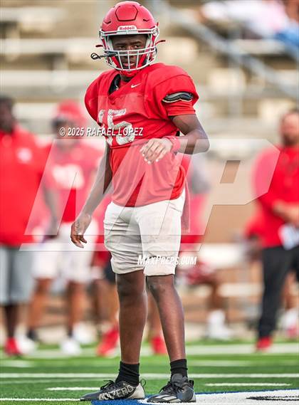 Thumbnail 3 in North Shore (Inter-squad Scrimmage) photogallery.