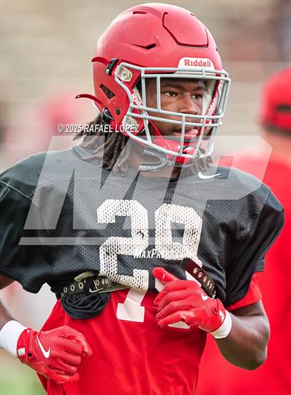 Thumbnail 2 in North Shore (Inter-squad Scrimmage) photogallery.