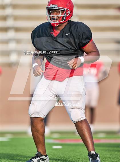 Thumbnail 2 in North Shore (Inter-squad Scrimmage) photogallery.