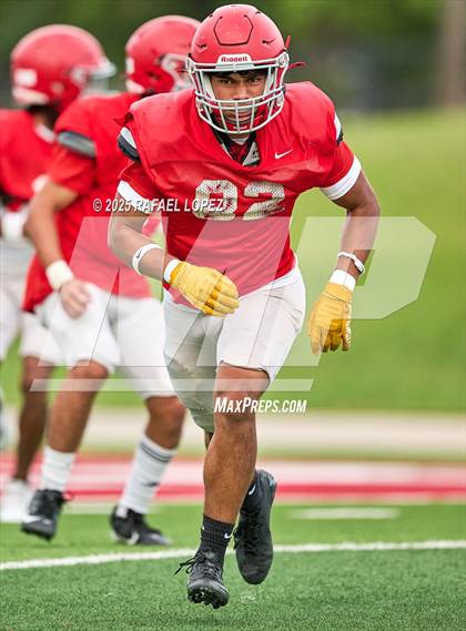 Thumbnail 3 in North Shore (Inter-squad Scrimmage) photogallery.