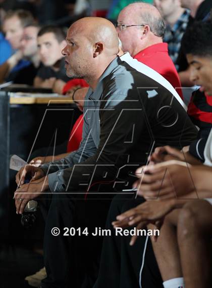 Thumbnail 3 in Paul VI vs. Mater Dei (City of Palms Classic) photogallery.