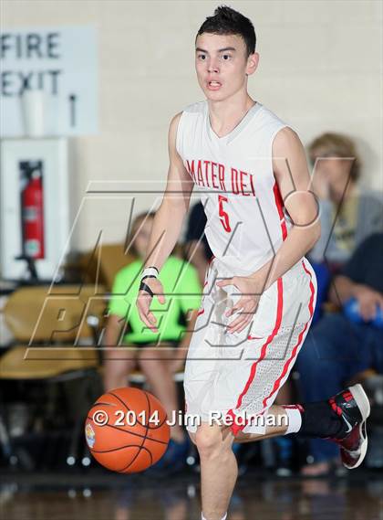Thumbnail 3 in Paul VI vs. Mater Dei (City of Palms Classic) photogallery.