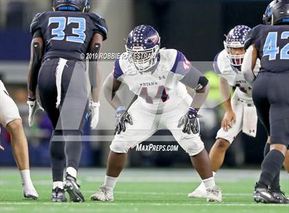 Thumbnail 1 in Shadow Creek vs. Ryan (UIL 5A Division 1 Final) photogallery.