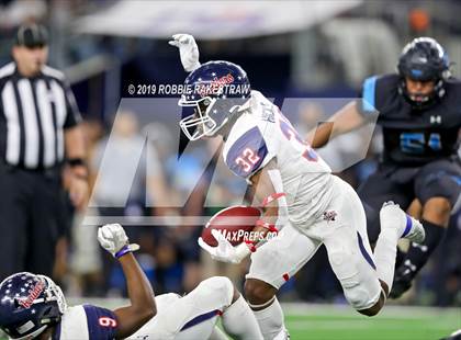 Thumbnail 2 in Shadow Creek vs. Ryan (UIL 5A Division 1 Final) photogallery.
