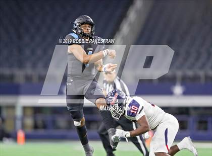 Thumbnail 1 in Shadow Creek vs. Ryan (UIL 5A Division 1 Final) photogallery.
