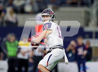 Thumbnail 2 in Shadow Creek vs. Ryan (UIL 5A Division 1 Final) photogallery.