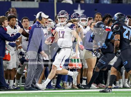 Thumbnail 3 in Shadow Creek vs. Ryan (UIL 5A Division 1 Final) photogallery.