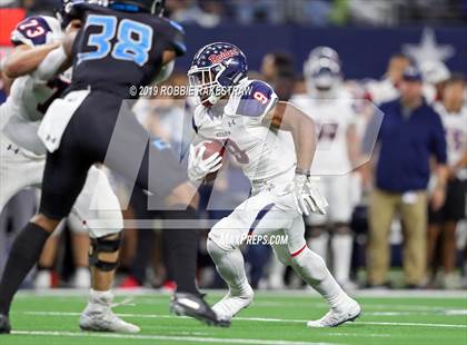 Thumbnail 1 in Shadow Creek vs. Ryan (UIL 5A Division 1 Final) photogallery.