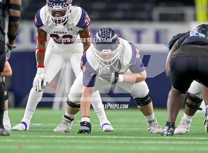 Thumbnail 1 in Shadow Creek vs. Ryan (UIL 5A Division 1 Final) photogallery.