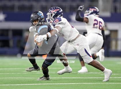 Thumbnail 3 in Shadow Creek vs. Ryan (UIL 5A Division 1 Final) photogallery.