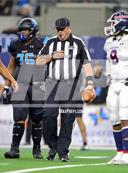 Thumbnail 3 in Shadow Creek vs. Ryan (UIL 5A Division 1 Final) photogallery.