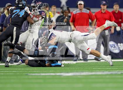 Thumbnail 2 in Shadow Creek vs. Ryan (UIL 5A Division 1 Final) photogallery.