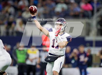 Thumbnail 3 in Shadow Creek vs. Ryan (UIL 5A Division 1 Final) photogallery.