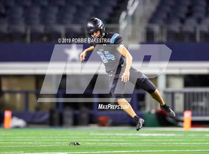 Thumbnail 3 in Shadow Creek vs. Ryan (UIL 5A Division 1 Final) photogallery.