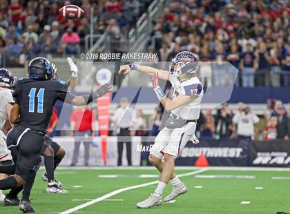 Thumbnail 3 in Shadow Creek vs. Ryan (UIL 5A Division 1 Final) photogallery.