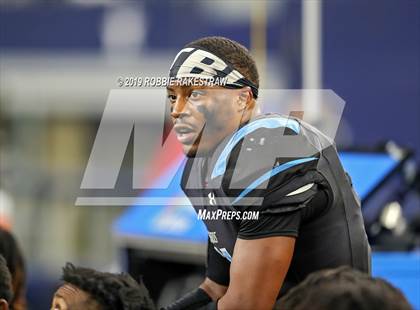 Thumbnail 2 in Shadow Creek vs. Ryan (UIL 5A Division 1 Final) photogallery.