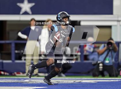 Thumbnail 1 in Shadow Creek vs. Ryan (UIL 5A Division 1 Final) photogallery.